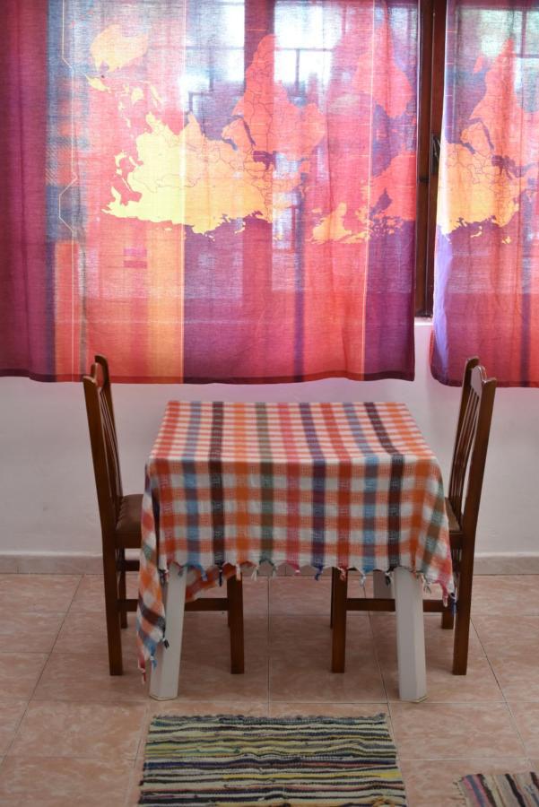 Private Apartment At Guest House Hektor & Aferdita Wlora Zewnętrze zdjęcie