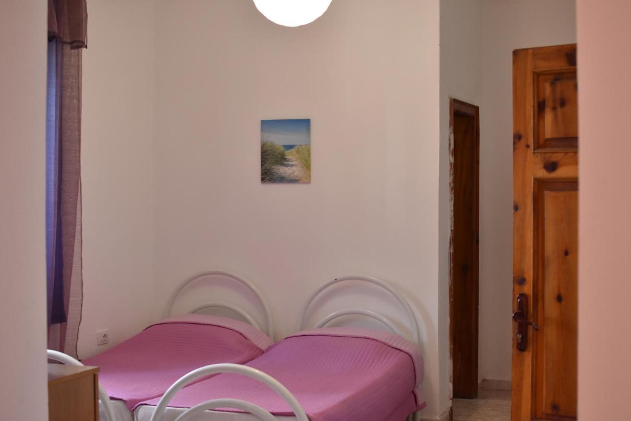 Private Apartment At Guest House Hektor & Aferdita Wlora Zewnętrze zdjęcie